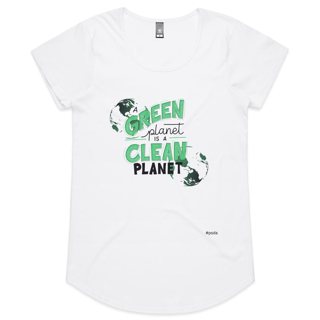 A Green Planet Is A Clean Planet - Womens Scoop Neck T-Shirt